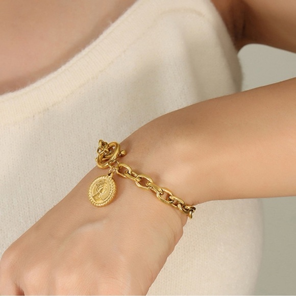 18K Gold Coin Bracelet for Women - Picture 1 of 3